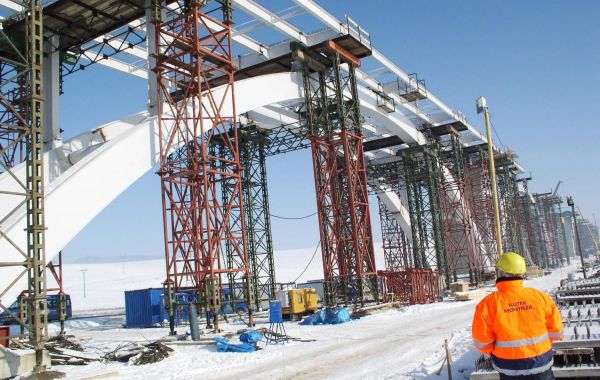 Montáž mostu na D1 Jablonov-Studenc, Slovensko